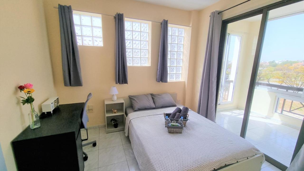 Comfy Rooms In A Shared Apartment Near Salt Lake With Internet And Netflix Larnaca Buitenkant foto
